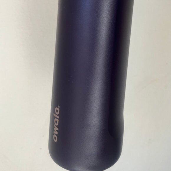 Owala FreeSip Waterbottle 24 oz New - Picture 6 of 6